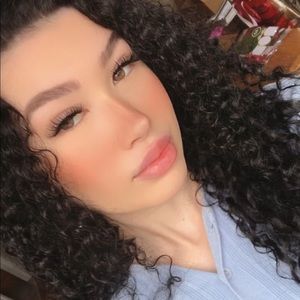 Meet your Posher, Catherine